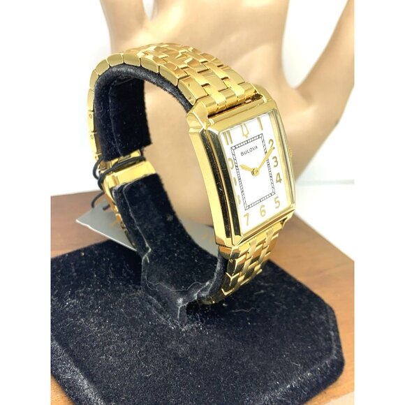 Bulova Women\ display picture 3
